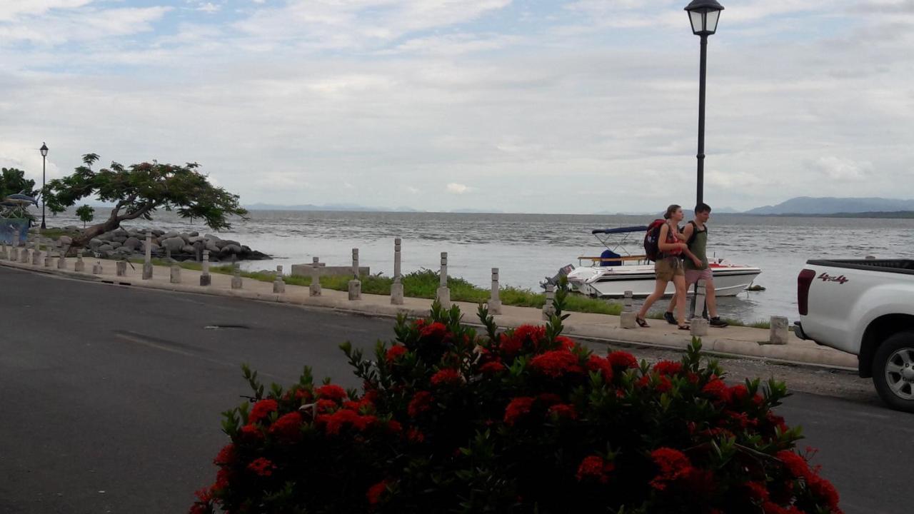 Atardecer Porteno Puntarenas Exterior foto